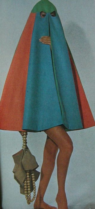 Notes on cosmic fashion, 1969-2009 - Irenebrination: Notes on Architecture, Art, Fashion, Fashion Law & Technology Weird Fashion Trending, Style Année 60, Style Année 70, Cape Designs, Fashion Fail, Weird Fashion, 1960s Fashion, 60s Fashion, Mode Vintage