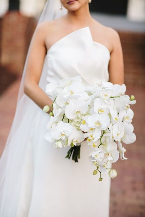 Bouquet For Mermaid Wedding Dress, White Bouquet With Orchids, Single Stem Orchid Centerpiece, White Roses And Orchid Bouquet, Wedding Bouquets Orchids, White Orchid Bouquet, Orchid Bridal Bouquets, Orchid Bouquet Wedding, Satin Mermaid Wedding Dress