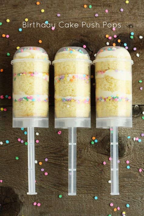 Push Pops Recipes, Push Pop Desserts, Push Cake, Cake Push Pops, Push Up Pops, Cakes For Sale, Torte Cupcake, Push Pop, Push Pops