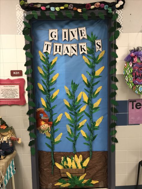 Corn Door Decoration, Harvest Classroom Door, Farm Themed Classroom Door, Corn Bulletin Board Ideas, Fall School Doors, Corn Stalks Decorations, Thanksgiving Door Decorations Classroom, Corn Stalk Decor, Thanksgiving Classroom Door