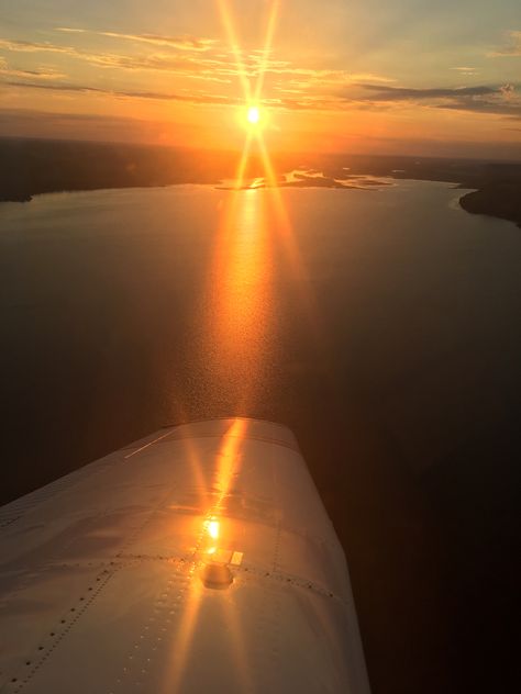 Piper Warrior, Airplane Wallpaper, Airplane View, Celestial Bodies, I Love