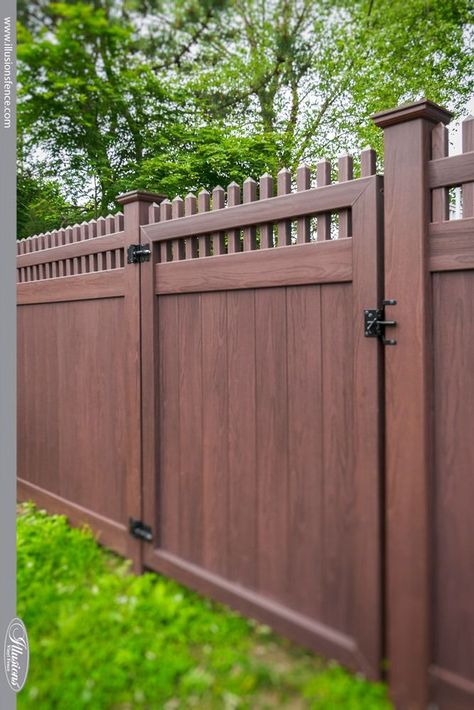 37 Incredible Vinyl Wood-Grain Fence Images from Illusions Vinyl Fence | Illusions Fence Gate Landscaping, Wood Grain Vinyl Fence, Farmhouse Fence, Privacy Gate, Pool Stuff, Fence Designs, Fencing Ideas, Ironing Boards, Privacy Fence Designs