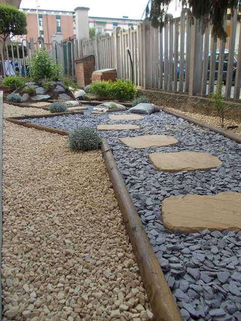 Plum Slate, Concrete Stepping Stones, Garden Stepping Stones, Concrete Garden, Italian Garden, Stepping Stone, Patio Stones, Barley, In The Garden