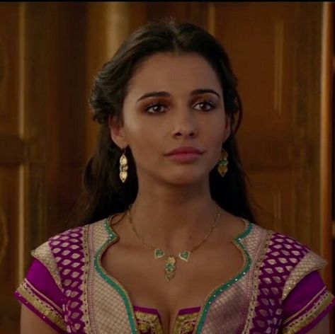 #aladdin live action #princess #jasmine #naomi #scott #lq #icon #disney #2019 Live Action Alladin, Jasmine Pfp Aesthetic, Princess Jasmine Naomi Scott, Jasmine Real Life, Hear Me Out Female Characters, Princess Jasmine Live Action, Yasmin Aladin, Princess Jasmine Icon, Jasmine Naomi Scott