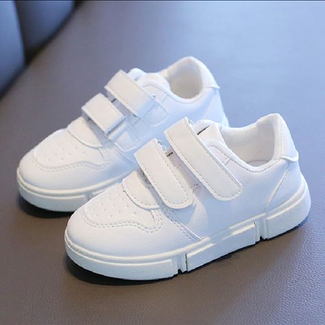 Boys White Shoes, Baby Blue Shoes, Kids Sneakers Boys, White Shoes Outfit, White Baby Shoes, Shoes For School, Off White Shoes, Light Up Shoes, Baby Girl Boy