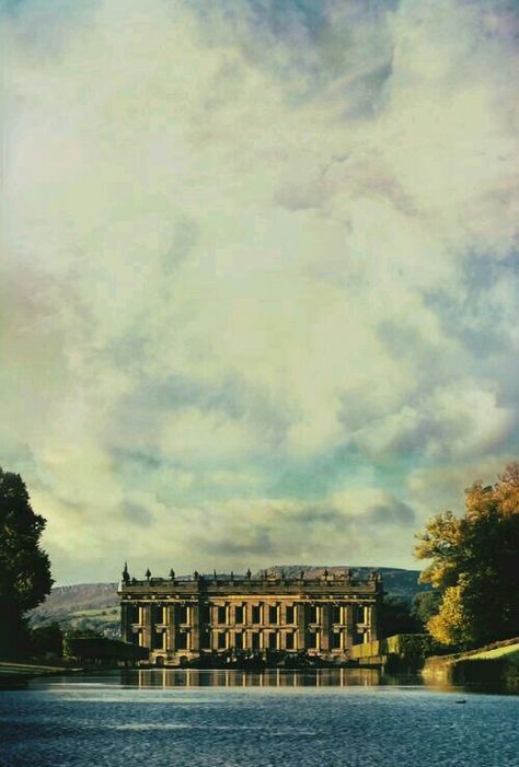 the shades of pemberley. Pride And Prejudice 2005, Chatsworth House, Septième Art, Matthew Macfadyen, Mr Darcy, Colin Firth, Pride And Prejudice, Jane Austen, Wonders Of The World