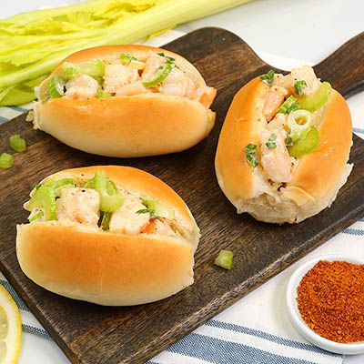 Shrimp Rolls Sandwich, Shrimp Salad Rolls, Shrimp Sliders, Old Bay Shrimp, Slider Sandwiches, Shrimp Rolls, Salad Rolls, Easy Summer Dinners, Eating Light