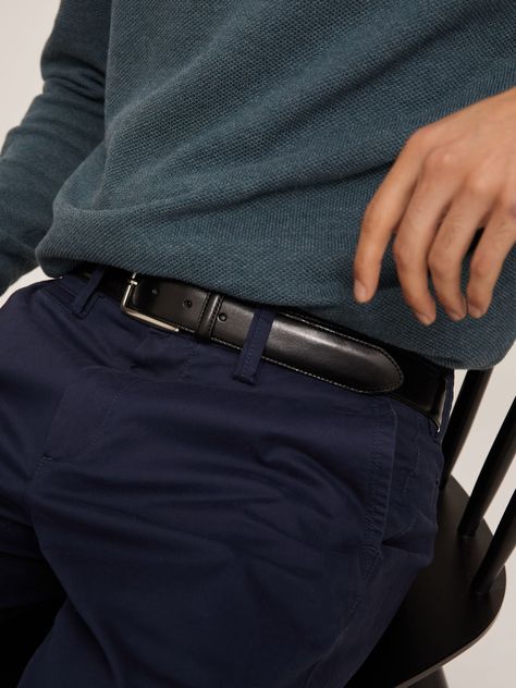 This John LewisPartner belt has been expertly crafted in Italy from vegetable-tanned leatherFinished with stitched detailing and a lustrous belt buckleit is the perfect accompaniment to tailored trousers. Belt For Man, Belts Aesthetic Men, Belts Men Fashion, Men Belt Photography, Men’s Belts, Men Belt Outfit, Belt Outfit Men, Mens Belts Casual, Man Belt