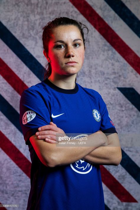 Jessie Fleming of Chelsea poses during the UEFA Women's Champions... News Photo - Getty Images Jessie Fleming, Chelsea Training, Chelsea Women, Soccer Fan, Women’s Soccer, Soccer Fans, Womens Football, March 20, Attractive People