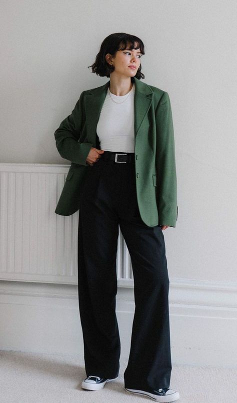 Office Outfits Blazer, Blazer For Women Casual, Cool Outfits For Work, Outfit With Blazer For Women, Outfit Blazer Vert, Blazers Outfits For Women, Business Casual With Blazer, Outfits Com Blazer, Blazer Casual Outfit Women