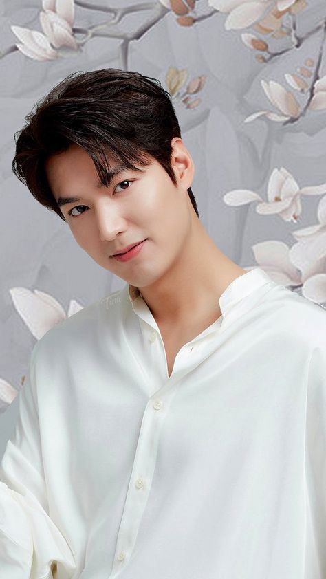 Lee Min Ho Wallpaper Iphone, Lee Min Ho Images, Lee Min Ho Smile, Lee Min Ho Dramas, Lee Min Jung, Oppa Gangnam Style, Lee Min Ho Photos, Asian Man, Jung So Min