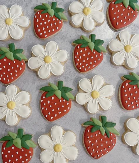 Strawberry 1st Birthday Cupcakes, Strawberry Theme Sugar Cookies, Berry Baby Shower Cookies, Berry Cookies Decorated, Spring Themed Cookies, Berry 1st Birthday Party Decorations Diy, Farmers Market Sugar Cookies, Strawberry Theme Desserts, Strawberry Themed Desserts