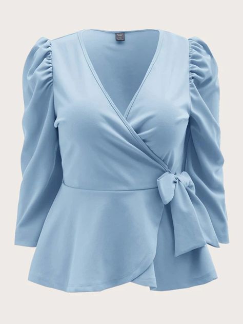 Office Tops For Women, Peplum Tops For Women, Latest Tops For Women, Classy Blouses, Satin Formal Dress, Style Kawaii, Peplum Tops, Fashionista Clothes, Half Sleeve Dresses