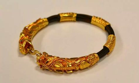 Pretty Pendent Designs, Diamond Bangles, Choker Designs, Mens Gold Jewelry, Elephant Bracelet, Bangles Design, Jewelry Bracelets Gold, Bracelets Gold, Gold Bangles Design