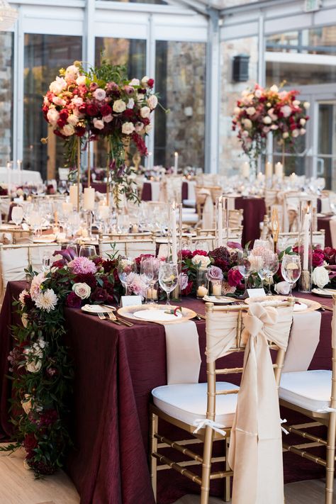 Burgundy And Rose Gold Table Setting, Wine Red Theme Wedding, Burgundy Head Table Wedding, Burgundy Blush And Gold Wedding Table Settings, Maroon Themed Wedding Decorations, Burgundy Blush And Greenery Wedding, Beige And Burgundy Wedding, Maroon And Beige Wedding, Maroon And Champagne Wedding