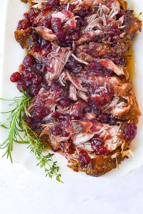 Cranberry Pork Roast, Cranberry Pork, Pork Roast Crock Pot Recipes, Crockpot Pork Roast, Slow Cooker Pork Roast, Pot Roast Crock Pot Recipes, Slow Cooker Pork Tenderloin, Crockpot Pork Chops, Pork Roast Recipes