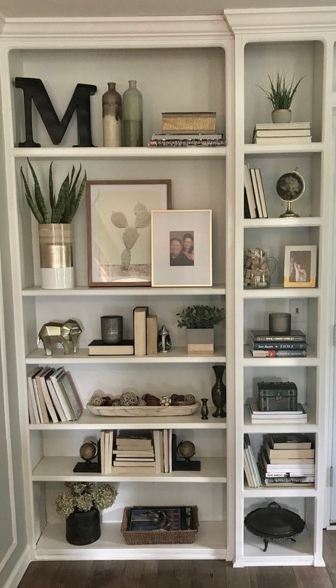 Tall Shelf Decorating Ideas, Bookcase Styling Living Room, Style A Bookcase, Bookshelf Styling Living Room, Bookshelves Living Room, Black Bookshelf, Bookcase Shelf, Blue Couch, Shelf Decor Living Room