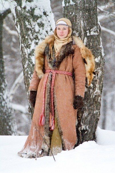 Medieval Russia, Slavic Clothing, Russian Clothing, Medieval Garb, Viking Reenactment, Viking Dress, Medieval Woman, Viking Women, Viking Clothing