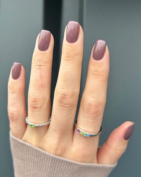 40 Trendy Spring Short Nails to Inspire You Fall Nails 2023, Nexgen Nails, Unghie Sfumate, Manikur Kuku, Nagellack Trends, November Nails, Short Gel Nails, Fall Gel Nails, Gel Nail Colors