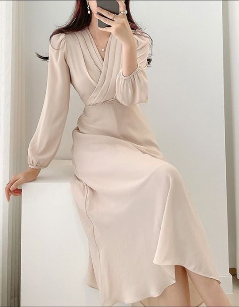 Long Sleeve Chiffon Dress, Streetwear Dress, Sunday Dress, Modest Dresses Casual, Dress Korean, Korean Fashion Dress, Dress 2024, Solid Color Dress, Korean Dress