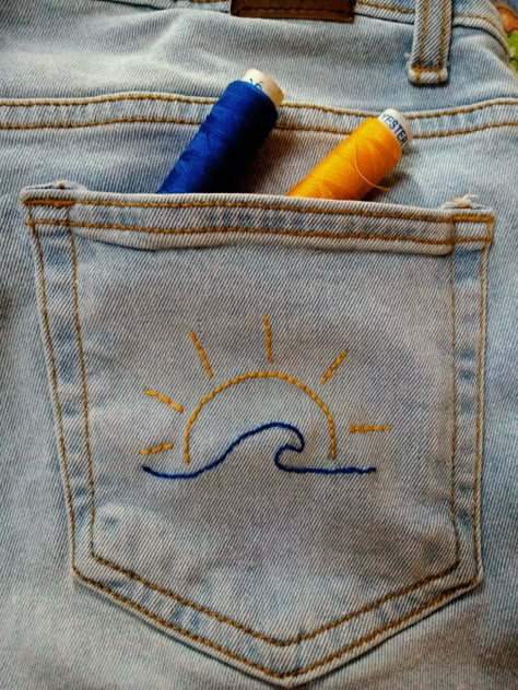 Embroidery Jeans Diy, Basic Hand Embroidery Stitches, Clothes Embroidery Diy, Patchwork Clothes, Denim Decor, Thread Art, Embroidery On Clothes, Cute Embroidery, Sewing Embroidery Designs