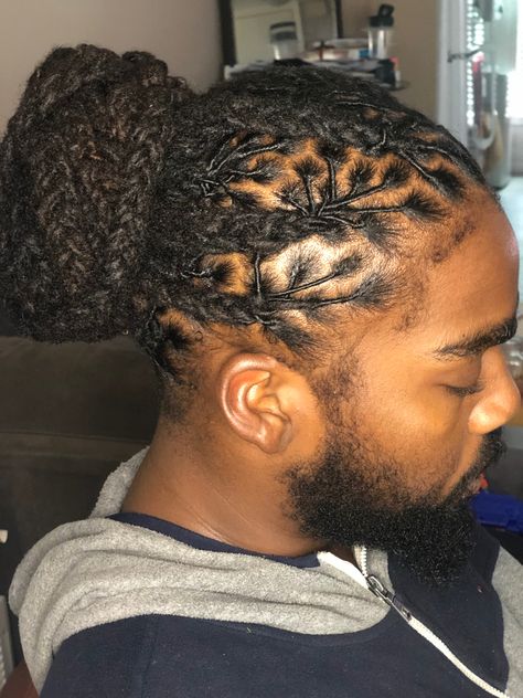 Wedding Locs Hairstyles Men, Man Bun Loc Styles, Loc Updo Men, Loc Styles For Men Updo, Locs Styles For Men, Lox Hairstyles, Black Men Dreadlocks Styles, Dreadlock Hairstyles For Men Short, Male Loc Styles