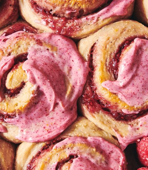 Jammin’ Raspberry Buns Recipe | King Arthur Baking Raspberry Buns Recipe, Jam Buns, Raspberry Buns, Unhealthy Desserts, Fruit Bake, Savory Rolls, Breakfast Donuts, Baking Treats, King Arthur Baking