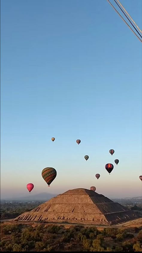 Teotihuacan Hot Air Balloon, Hot Air Balloon Mexico City, Mexico City Hot Air Balloon, Mexico Hot Air Balloon, Romantic Bf, Mexico Girls Trip, Elegant Proposal, Free As The Ocean, Aztec Pyramids