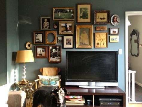 Tv Gallery Wall Ideas, Knoxville Gray, Decor Wall Ideas, Wall Behind Tv, Tv Gallery Wall, Galley Wall, Living Room Arrangements, Photo Wall Gallery, Gallery Wall Inspiration