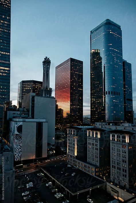 Modern City Photography, Los Angeles Apartment Aesthetic, Los Angeles City Aesthetic, Los Angeles Buildings, Los Angeles Skyscrapers, Las Angeles California, Down Town Los Angeles, Los Angeles Cityscape, Los Angeles Apartment