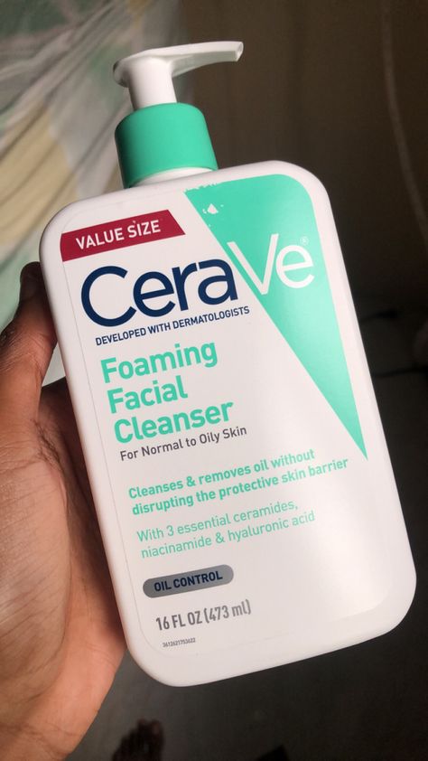 Skincare Foaming Facial Cleanser Cerave, Facial Cleanser For Oily Skin, Cera Ve, Cerave Foaming Cleanser, Skincare Basics, Oil Control Face Wash, Face Wash For Oily Skin, Cerave Cleanser, Daily Face Wash