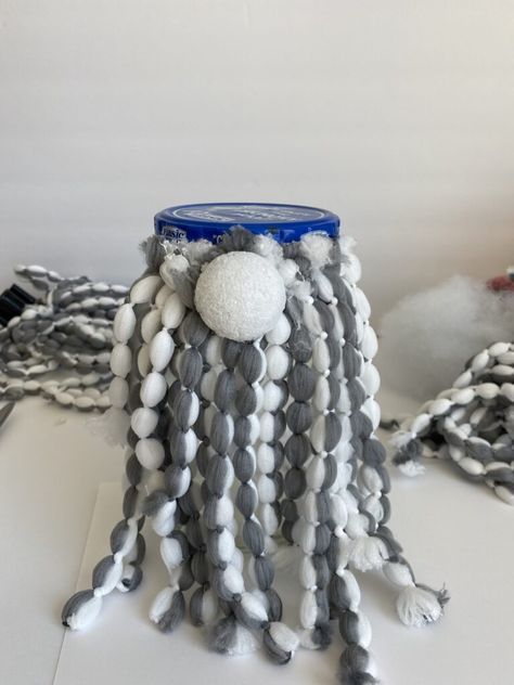 Jar Mop Gnome, Gnomes Made With Mop Heads, Gnome Jars Diy, Gnome Mason Jars Diy, Gnome Decorating Ideas, Female Gnomes Diy, Mop Head Gnomes, Mop Head Crafts Ideas, Mop Gnomes Diy