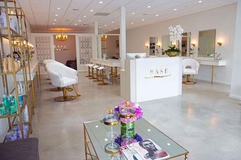 Add more white and gold Lash Spa, Blowout Bar, Pharmacy Interior, Beauty Bar Salon, Salon Concepts, Salon Interior Design Ideas, Nail Salon Interior Design, Dream Salon, Beauty Salon Interior Design