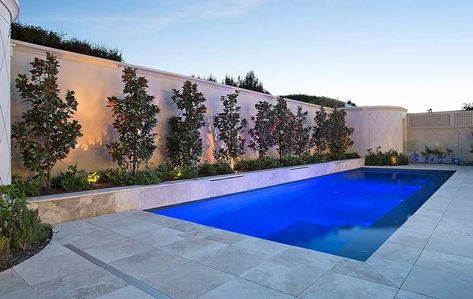 Retaining Walls for Pools Melbourne - Baden Pools Pool Retaining Wall Ideas, Retainer Wall Ideas, Pool Retaining Wall, Swimming Pool Wall, Sleeper Wall, Retaining Wall Ideas, Retaining Wall Design, Amazing Swimming Pools, Pool Wall