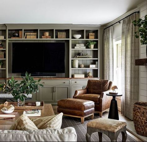 Built In Shelves Living Room, Living Room Built Ins, Living Room Remodel, Room Remodeling, Living Room Inspo, New Living Room, A Living Room, Basement Ideas, Front Room