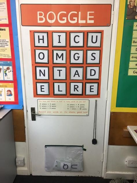 Thank you to KS2 teacher Rachael for sharing her Boggle interactive display made using Twinkl Create! She's stuck the letters on using Velcro so they are really easy to change over. What words can you find? Easy - letters don't have to touch. Hard - letters of the word have to touch Math Games Kindergarten, Year 4 Classroom, Year 2 Classroom, Ks2 Classroom, Literacy Display, Games Kindergarten, Year 1 Classroom, Teaching Displays, Working Wall