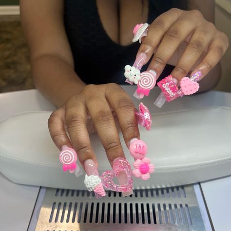 Candy Charms Nails, Nails With Gummy Bear Charms, Kawaii Nails Long, Kawaii Nails With Charms, Charm Nails, Junk Nails, Nails For Kids, Long Square Acrylic Nails, Kawaii Nails