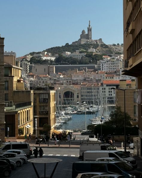 ~Never stop exploring~ 💫🌊🇫🇷🥐💌 #marseille #travel #cotedazur #french #palaislongchamp Marseilles Aesthetic, Hyacinth Core, Marseille France Aesthetic, Marseille Aesthetic, Marseille Travel, France Aesthetic, Marseille France, Cote D’azur, Never Stop Exploring