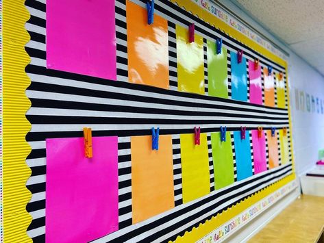 Student Work Wall, Student Work Bulletin Board, Student Work Display, Classroom Art Display, Prek Classroom, Class Displays, Art Classroom Decor, School Displays, 3rd Grade Classroom