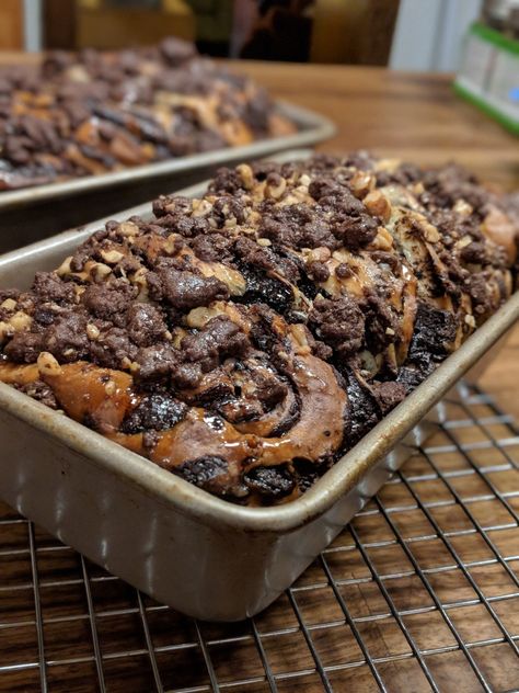 Savory Babka, Jewish Bread, Cinnamon Babka, Babka Bread, Babka Recipe, Chocolate Babka, Raspberry Almond, Blueberry Cream Cheese, Chocolate Bread