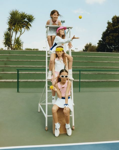 Tennis Court Photoshoot, Mode Tennis, Tennis Photoshoot, Tennis Photos, Sporty Girl, Kids Tennis, European Girls, Sports Aesthetic, Tennis Clubs