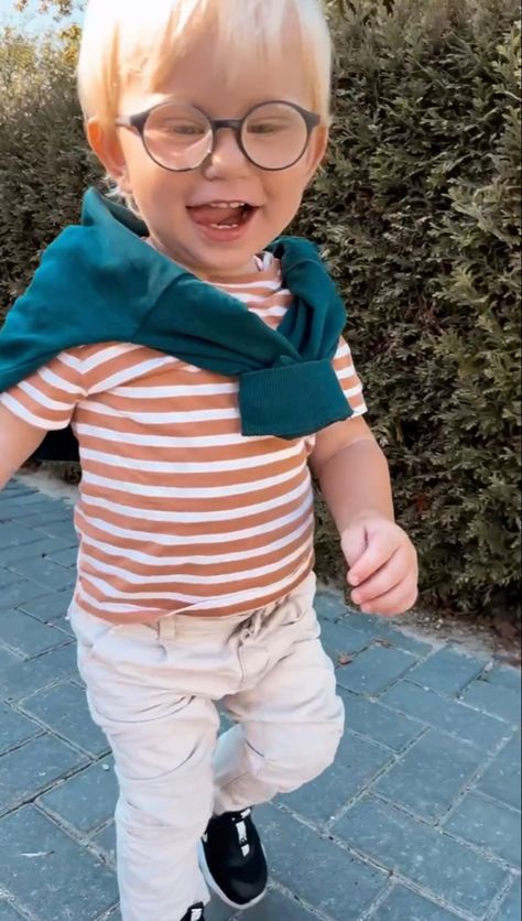 My toddler wearing a perfect fall transition outfit #fashion #toddlerfashion #preppyfashion #fallfashion #stripedshirt #toddlerlife Preppy Baby Boy, Preppy Boy, Preppy Baby, Preppy Boys, Boys Fall Outfits, Toddler Wearing, Fall Transition Outfits, Fall Transition, Toddler Life