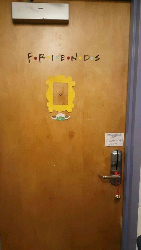 College Dorm Door, Door Decorations College, Bedroom Door Decorations, Dorm Door Decorations, Dorm Room Doors, Dorm Door, Room Door Decorations, Dorm Sweet Dorm, Dorm Organization