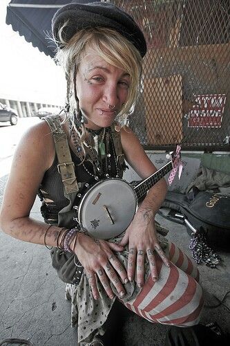 Lost girl Kayla on Decateur, New Orleans.   Flickr Folk Punk Aesthetic, Tattoos On Hands, Gutter Punk, Crust Punk, New Orleans French Quarter, Facial Tattoos, Punk Aesthetic, Face Tattoos, Lost Girl