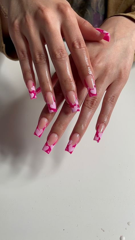 Pink and heart nails Funky Heart Nails, Pink And Heart Nails, Pink Heart Cherry Nails, Pink Nails With Pink Hearts, Hot Pink And Red Valentine Nails, Young Miko Nails Inspired, Pink Vday Nails Valentines Day, Fusha Color Nails Acrylic Short, Heart Break Nails