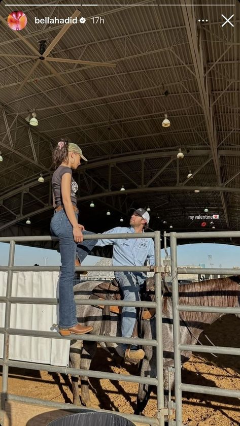 bella hadid and adan banuelos pic Western Aesthetic Outfits, Ranch Outfits, Coastal Cowboy, Cowgirl Era, Summer Vision, Throwing Fits, Classy Cowgirl, Cowboy Aesthetic, Western Romance