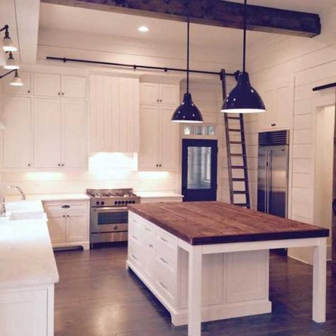 Milk and Honey Home Farmhouse Kitchen, 20 Farmhouse Kitchen Ideas #farmhouse #farmhousekitchen #farmhousestyle Modern Farmhouse Kitchen Decor, Butcher Block Island, Farmhouse Kitchen Island, Dream Kitchens Design, Kitchen Island Decor, Decor Ikea, Farmhouse Kitchen Design, Block Island, Kitchen Island Design