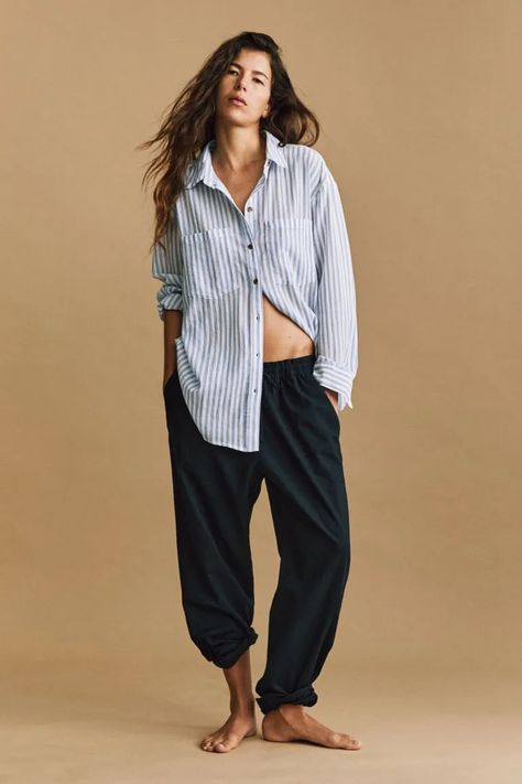 I Always Come Back to These 5 Linen Trousers From H&M | Who What Wear UK Linen Joggers Outfit, I Always Come Back, Black Linen Trousers, Linen Joggers, Great Coat, Joggers Outfit, Trouser Style, Linen Trousers, Spring Looks