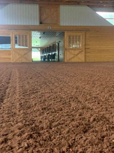 Indoor Horse Arena With Stalls, Indoor Arena Ideas, Horse Barn With Indoor Arena, Small Indoor Arena, Riding Arena Indoor, Indoor Arena Horse, Diy Horse Arena, Horse Arena Ideas, Horse Barn Exterior