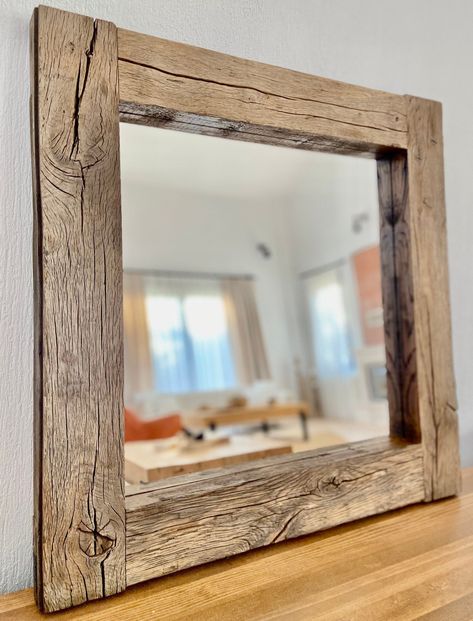 Rustic Mirrors Farmhouse Style Wood, Rustic Mirrors Farmhouse Style, Mirror Floor Length, Farmhouse Bathroom Mirror, Rustic Wall Decor Bedroom, Wood Bathroom Mirror, Rustic Mirror Frame, Barnwood Ideas, Barn Wood Mirror